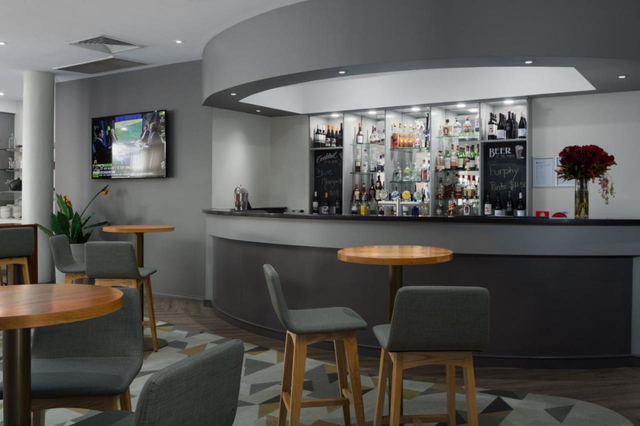 Rydges Bankstown Hotell Exteriör bild