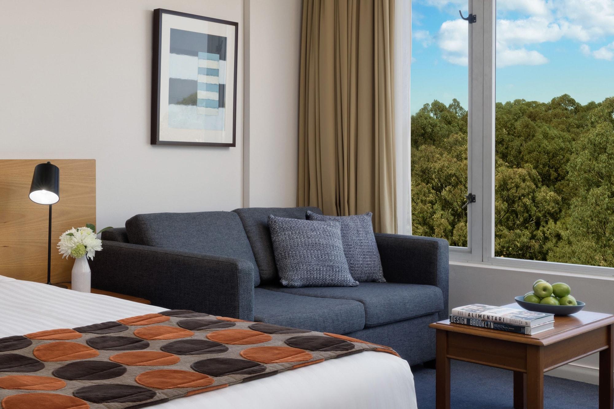 Rydges Bankstown Hotell Exteriör bild